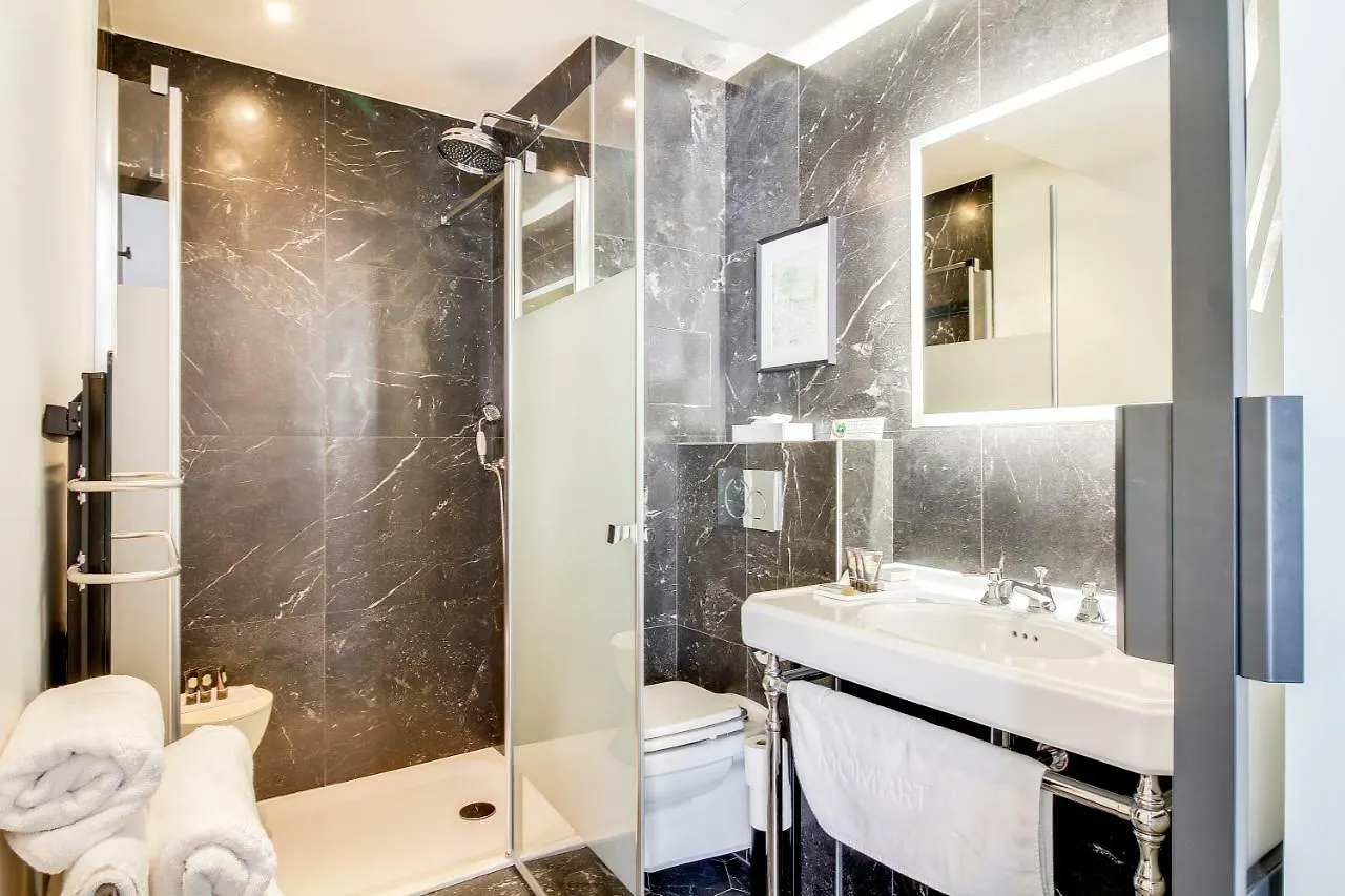Mom'art Hotel Paris